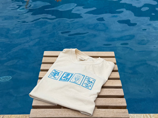 Italia Stamp Tee – Minimal Italy Graphic Shirt | Vintage Postcard Aesthetic | Travel-Inspired Summer T-Shirt