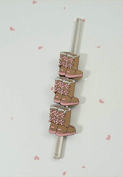 UGGs straw topper